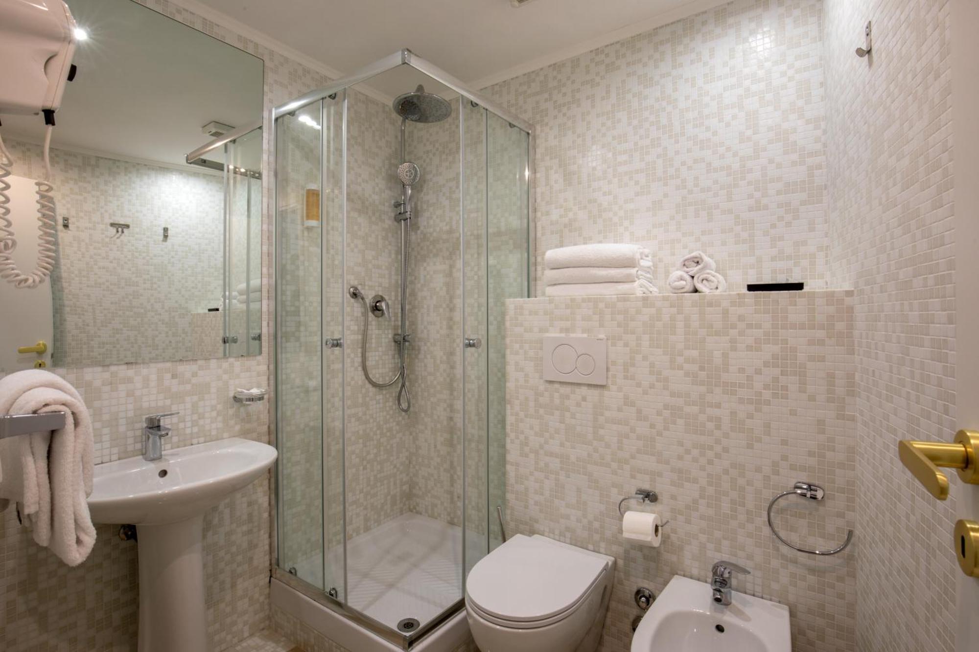 Amalia Suites By Remember Roma Dış mekan fotoğraf